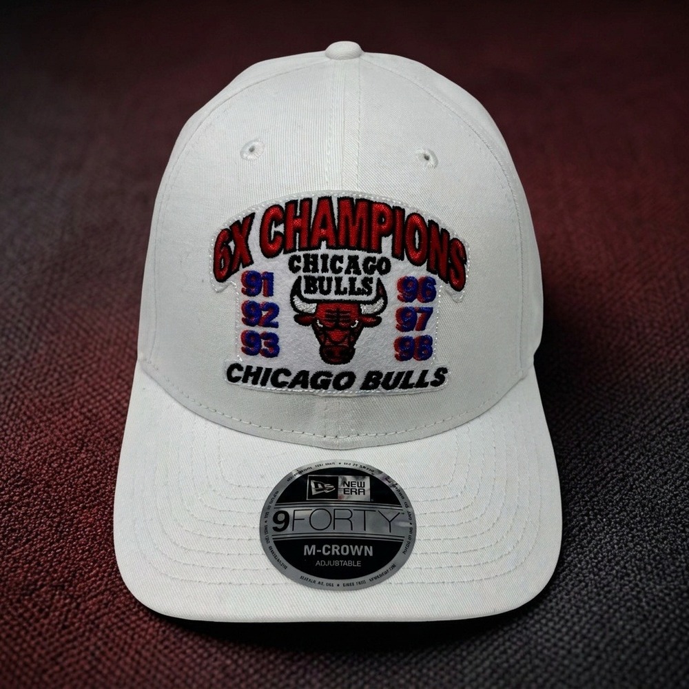 New Era 9FORTY Chicago Bulls 6X Champions Hat White Adjustable Snapback NWT